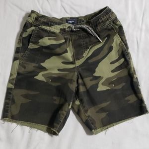 Gap Boys Shorts Size 6-7 Camo